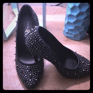 Rock & Republic Rayana Black Studded Heels